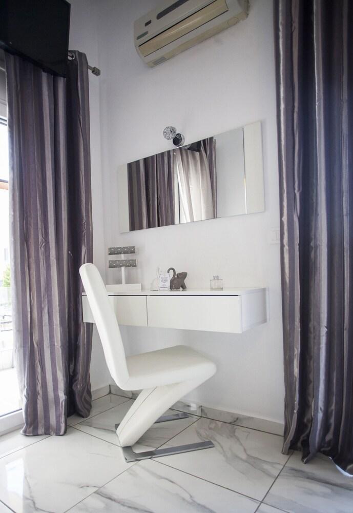 Diogenis Luxury Apartment Sea View Rethymno  Exterior photo